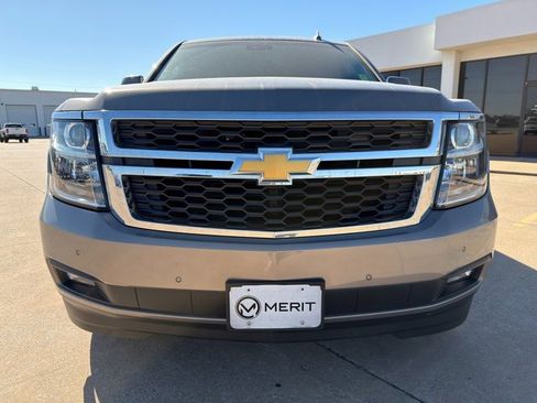 Used 2018 Chevrolet Tahoe LT w/ Luxury Package image 4