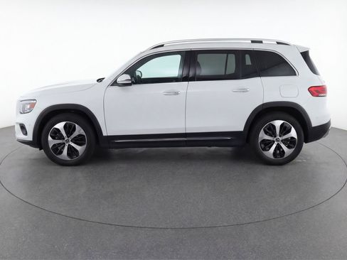 Used 2025 Mercedes-Benz GLB 250 image 5