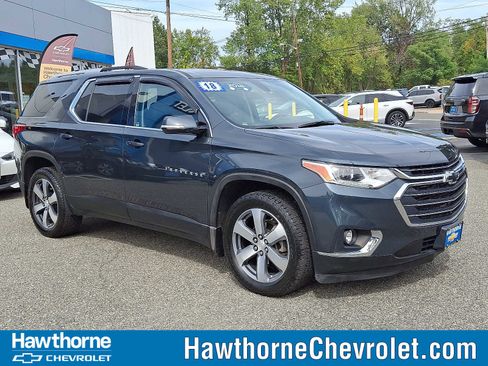 Certified 2018 Chevrolet Traverse LT w/ LPO, Floor Liner Package image 1