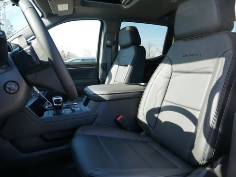 New 2026 GMC Sierra 1500 Denali w/ Technology Package image 4