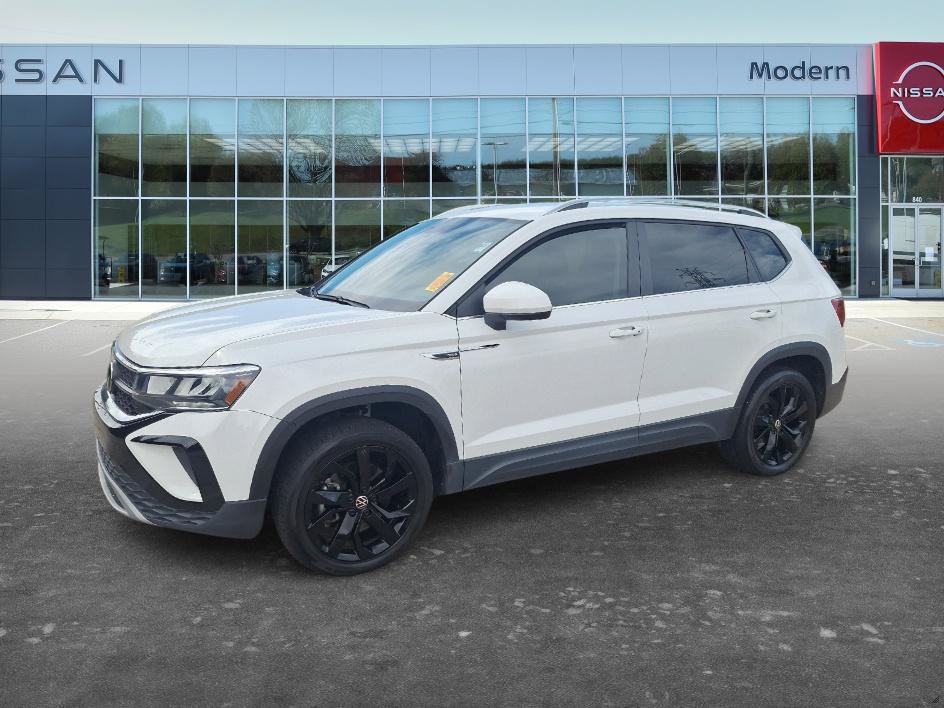 Used 2022 Volkswagen Taos SE AWD/4WD image 1