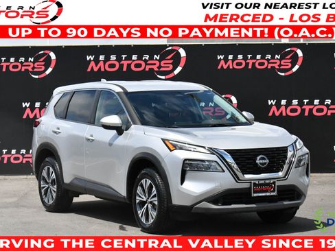 Used 2022 Nissan Rogue SV AWD/4WD image 1