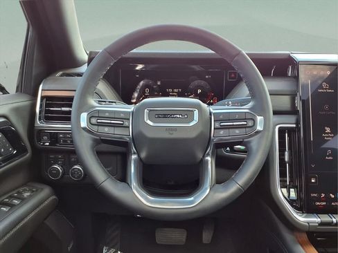 Certified 2026 GMC Yukon XL Denali w/ Sun & Power Step Package AWD/4WD image 16