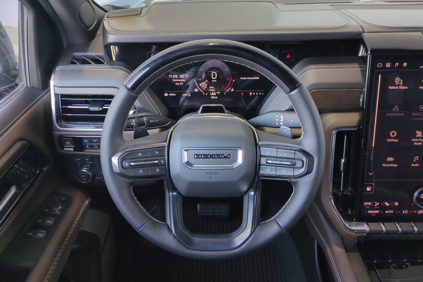 Used 2026 GMC Yukon XL Denali Ultimate AWD/4WD image 16