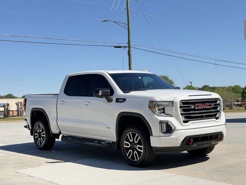 Used 2020 GMC Sierra 1500 AT4 w/ AT4 Premium Package image 3