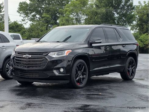 Used 2021 Chevrolet Traverse Premier w/ Redline Edition AWD/4WD image 7