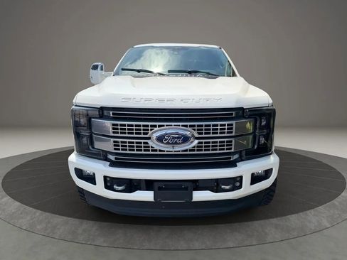 Used 2019 Ford F250 Lariat w/ Lariat Ultimate Package AWD/4WD image 5