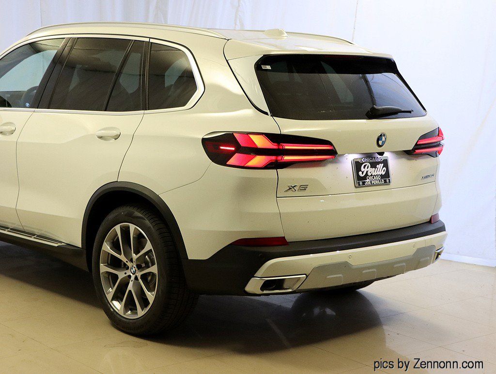 Used 2026 BMW X5 xDrive40i w/ Premium Package AWD/4WD image 8