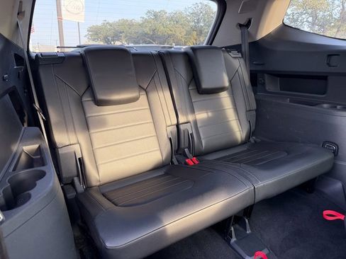 Used 2018 Volkswagen Atlas SEL Premium image 20