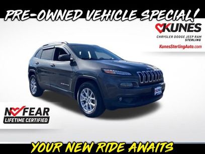 Used 2016 Jeep Cherokee Latitude w/ Comfort/Convenience Group