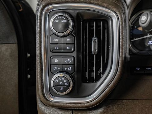 Used 2022 GMC Sierra 2500 Denali w/ Denali Ultimate Package AWD/4WD image 24