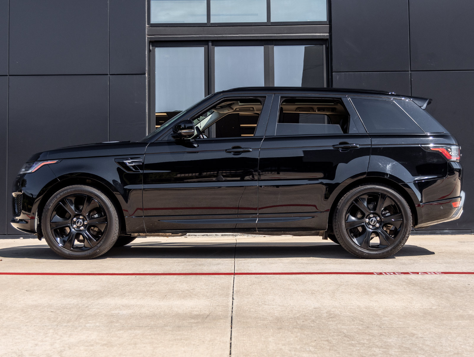 Used 2020 Land Rover Range Rover Sport HSE AWD/4WD image 9