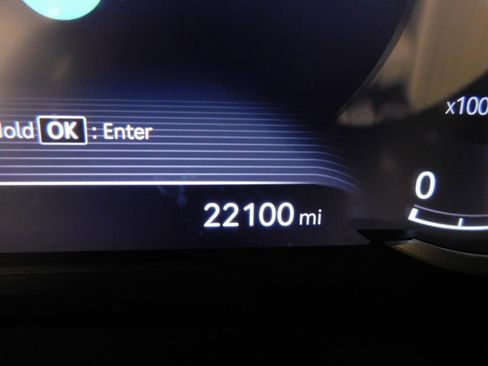 Used 2023 Genesis G70 2.0T w/ Sport Prestige Package image 31