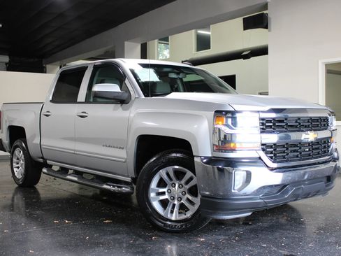 Used 2017 Chevrolet Silverado 1500 LT w/ All Star Edition RWD image 32