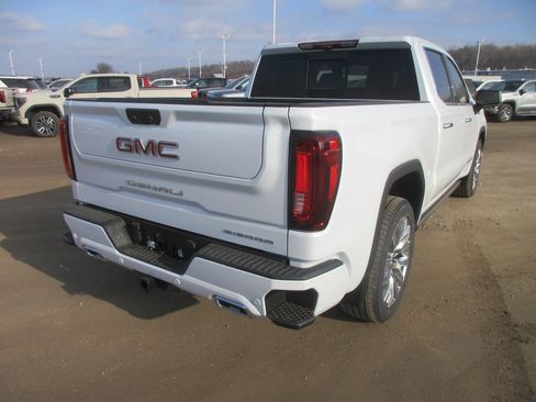 New 2026 GMC Sierra 1500 Denali image 5