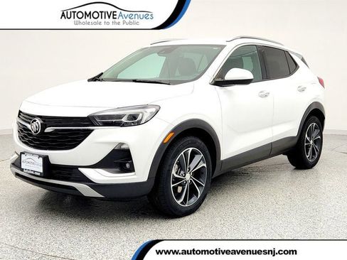 Used 2022 Buick Encore GX Essence image 1
