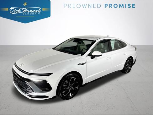 Used 2025 Hyundai Sonata SEL FWD image 1