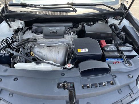 Used 2017 Toyota Camry LE FWD image 31