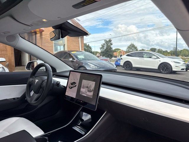 Used 2020 Tesla Model 3 Performance AWD/4WD image 19