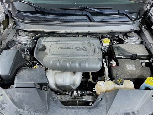 Used 2020 Jeep Cherokee Latitude Plus image 26