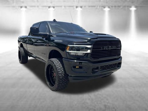 Used 2023 RAM 2500 Laramie w/ Night Edition AWD/4WD image 2