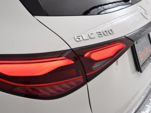 Used 2026 Mercedes-Benz GLC 300 image 13