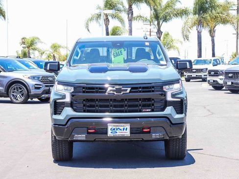 Used 2026 Chevrolet Silverado 1500 LT Trail Boss w/ Safety Package AWD/4WD image 2