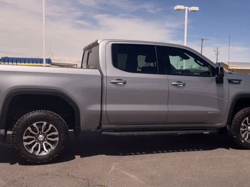 Used 2023 GMC Sierra 1500 AT4 w/ AT4 Premium Package AWD/4WD image 2