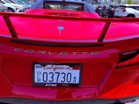 Used 2022 Chevrolet Corvette Stingray Premium Conv w/ Z51 Performance Package RWD image 36