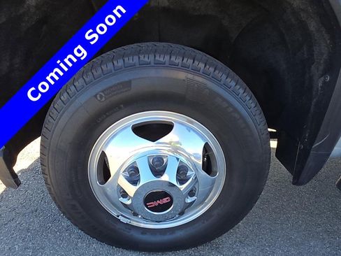 Used 2022 GMC Sierra 3500 Denali image 5