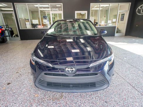 Used 2024 Toyota Corolla LE FWD image 6