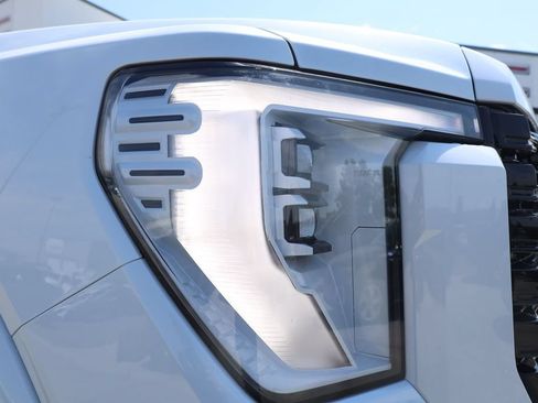 Used 2026 GMC Sierra 3500 Denali Ultimate AWD/4WD image 25