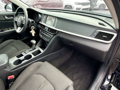 Used 2020 Kia Optima LX FWD image 31