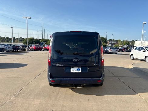 Used 2017 Ford Transit Connect XLT FWD image 6