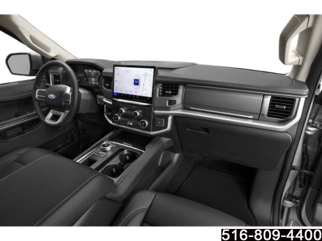 Used 2023 Ford Expedition XLT AWD/4WD image 16