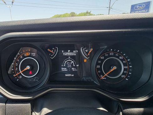 Used 2025 Jeep Wrangler Unlimited Sport AWD/4WD image 19