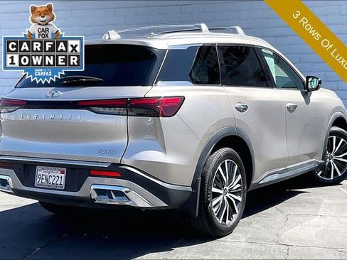 Used 2022 INFINITI QX60 Sensory w/ Cargo Package FWD image 12