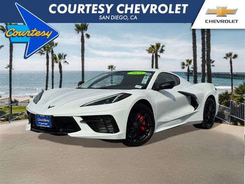 Used 2025 Chevrolet Corvette Stingray 1LT image 1