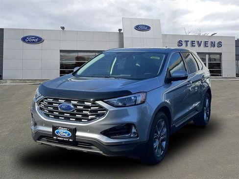 Certified 2024 Ford Edge Titanium image 2
