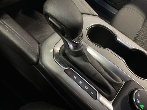 Used 2020 Chevrolet Blazer LT FWD image 27