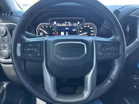 Used 2021 GMC Sierra 1500 Denali w/ Denali Ultimate Package AWD/4WD image 16