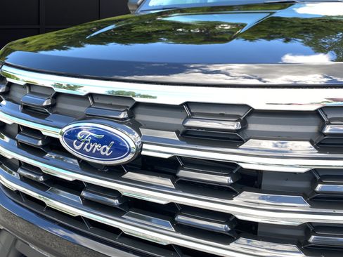 New 2026 Ford Explorer Active w/ Active Comfort Package AWD/4WD image 43