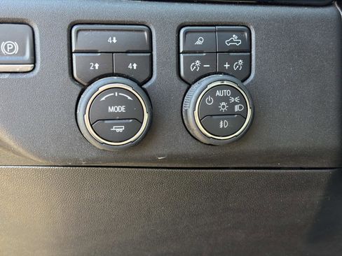 Certified 2025 Chevrolet Silverado 3500 LT image 4