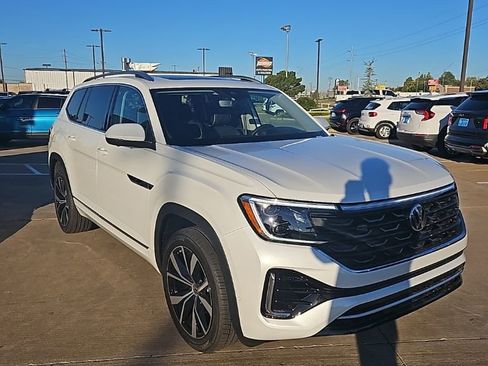 New 2026 Volkswagen Atlas SEL Premium R-Line AWD/4WD image 3