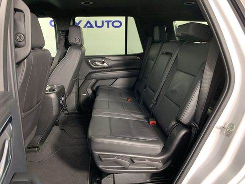 Used 2024 Chevrolet Tahoe LT w/ Luxury Package RWD image 32