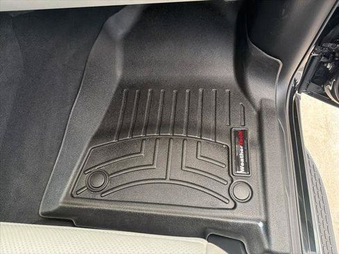 Used 2022 Jeep Wagoneer Series II AWD/4WD image 34