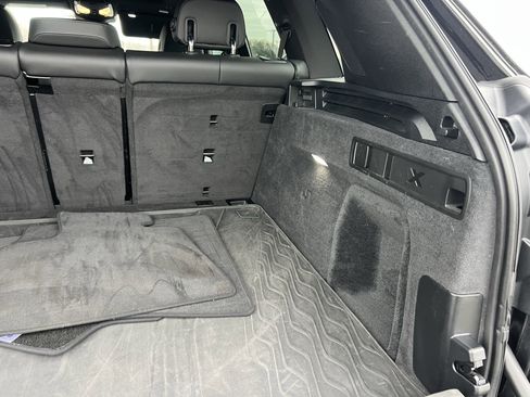 Used 2024 BMW X5 xDrive40i w/ M Sport Package image 36