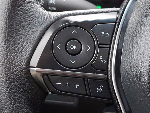 Used 2021 Toyota Avalon XLE image 21