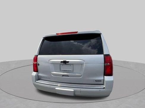 Used 2018 Chevrolet Suburban Premier AWD/4WD image 8