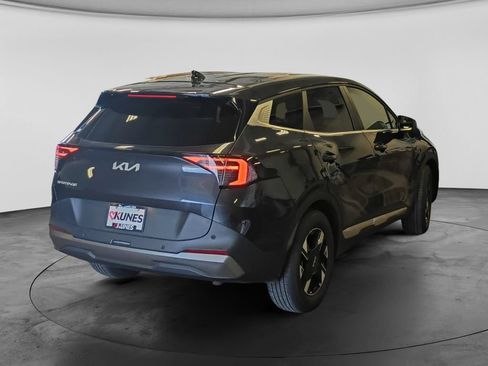 Used 2026 Kia Sportage LX FWD image 9